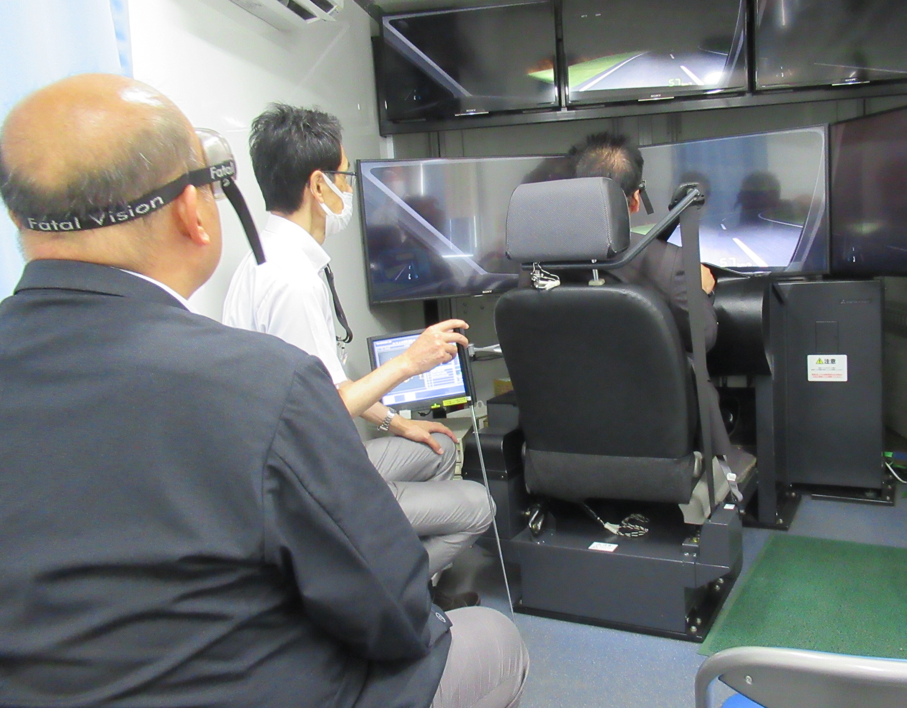 飲酒運転疑似体験（シミュレーター）