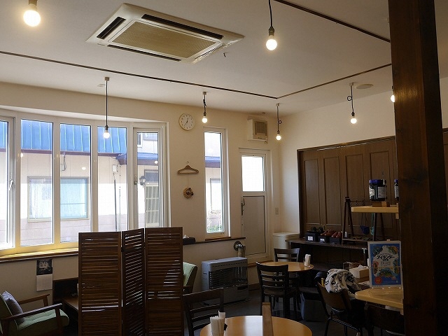 okushiri-cafefaro2.jpg